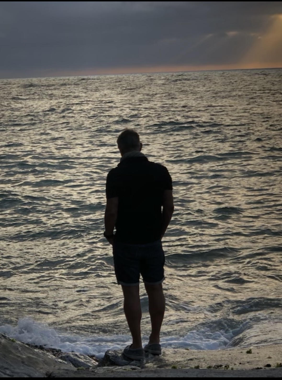 Pierre-Jean Latil face à la mer
